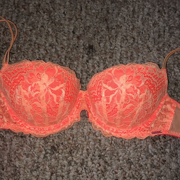 Coral bra - Picture 2 of 5